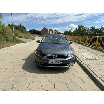 Volkswagen Passat  Kombi 2013,  2.0 diesel - Na sprzedaż za 31 999 zł - Gostyń - zdjęcie 2