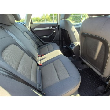 Audi Q3  SUV 2011,  2.0 benzyna - Na sprzedaż za 44 900 zł - Łosino - zdjęcie 6