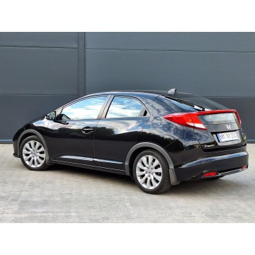 Honda Civic  Hatchback 2012,  1.8 benzyna - Na sprzedaż za 35 900 zł - Olsztyn - zdjęcie 2
