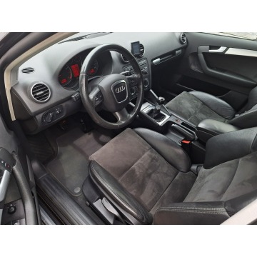 Audi A3  Hatchback 2005,  1.6 benzyna - Na sprzedaż za 26 900 zł - Olsztyn - zdjęcie 9