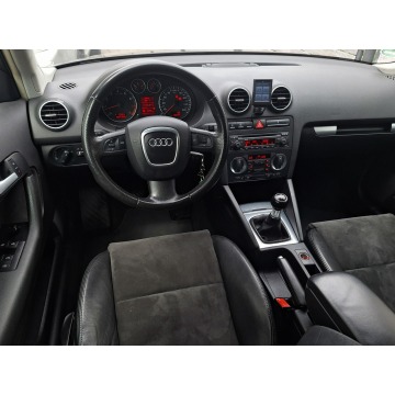 Audi A3  Hatchback 2005,  1.6 benzyna - Na sprzedaż za 26 900 zł - Olsztyn - zdjęcie 11