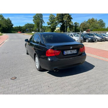 BMW Seria 3  Sedan/Limuzyna 2011,  2.0 diesel - Na sprzedaż za 18 900 zł - Białogard - zdjęcie 7