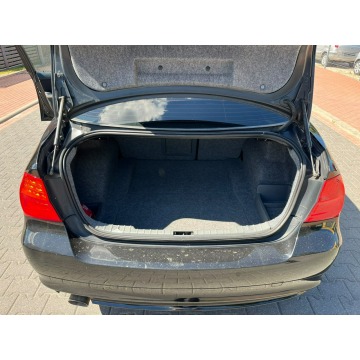 BMW Seria 3  Sedan/Limuzyna 2011,  2.0 diesel - Na sprzedaż za 18 900 zł - Białogard - zdjęcie 10