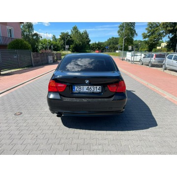 BMW Seria 3  Sedan/Limuzyna 2011,  2.0 diesel - Na sprzedaż za 18 900 zł - Białogard - zdjęcie 9