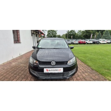 Volkswagen Polo  Hatchback 2011,  1.6 diesel - Na sprzedaż za 13 800 zł - Paproć - zdjęcie 2