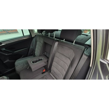 Volkswagen Tiguan  SUV 2019,  2.0 diesel, automat - Na sprzedaż za 79 800 zł - Paproć - zdjęcie 11