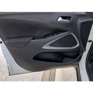 Opel   SUV 2022,  1.2 benzyna - Na sprzedaż za 48 999 zł - Piła - zdjęcie 9