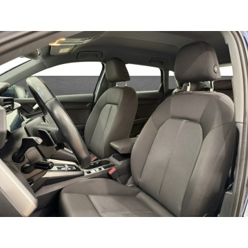 Audi A3  Hatchback 2023,  2.0 diesel, automat - Na sprzedaż za 64 900 zł - Warszawa - zdjęcie 10
