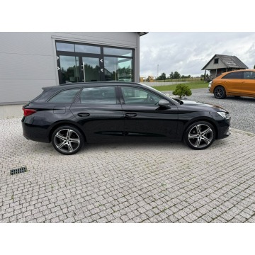 Seat Leon  Kombi 2020,  1.5 benzyna - Na sprzedaż za 58 900 zł - Sierakowice - zdjęcie 8
