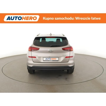 Hyundai Tucson  SUV 2019,  1.6 benzyna - Na sprzedaż za 60 000 zł - Warszawa - zdjęcie 6