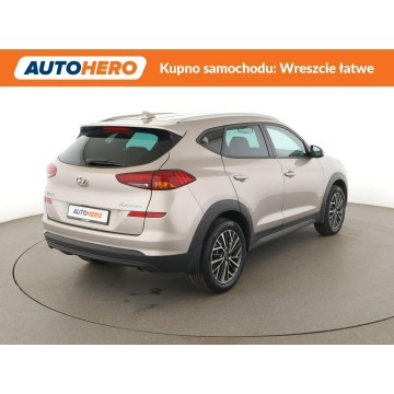 Hyundai Tucson  SUV 2019,  1.6 benzyna - Na sprzedaż za 60 000 zł - Warszawa - zdjęcie 7