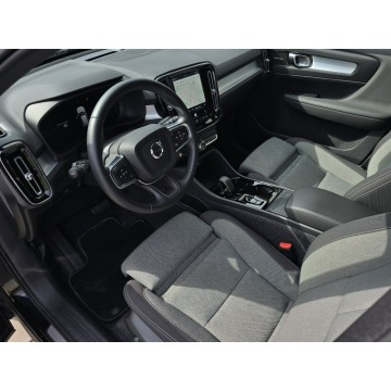 Volvo   SUV 2025,  2.0 benzyna, automat - Na sprzedaż za 167 500 zł - Tychy - zdjęcie 5