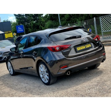 Mazda 3  Hatchback 2018,  2.0 benzyna, automat - Na sprzedaż za 48 900 zł - Szczecin - zdjęcie 7