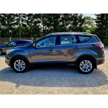 Ford Kuga  SUV 2016,  1.5 benzyna - Na sprzedaż za 37 900 zł - Szczecin - zdjęcie 8