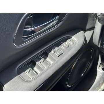 Honda HR-V  SUV 2022,  1.8 benzyna, automat - Na sprzedaż za 74 900 zł - Wrocław - zdjęcie 12