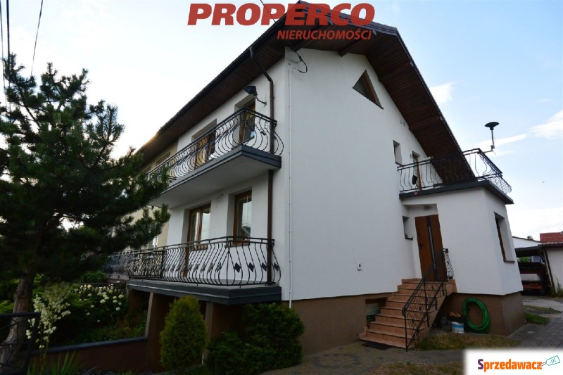 Sprzedam dom Końskie -  bliźniak dwupiętrowy,  pow.  199 m2,  działka:   683 m2