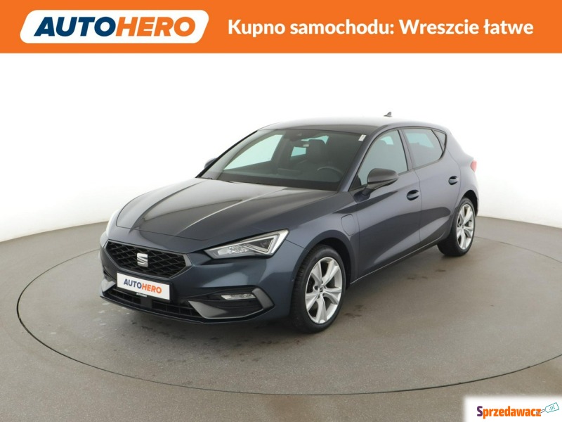 Seat Leon  Hatchback 2020,  1.4 hybryda, automat - Na sprzedaż za 65 300 zł - Warszawa