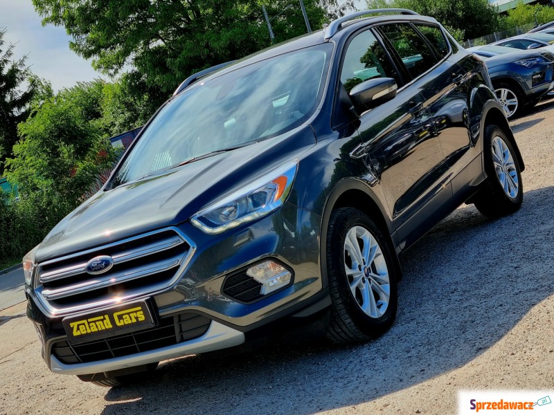 Ford Kuga  SUV 2016,  1.5 benzyna - Na sprzedaż za 37 900 zł - Szczecin