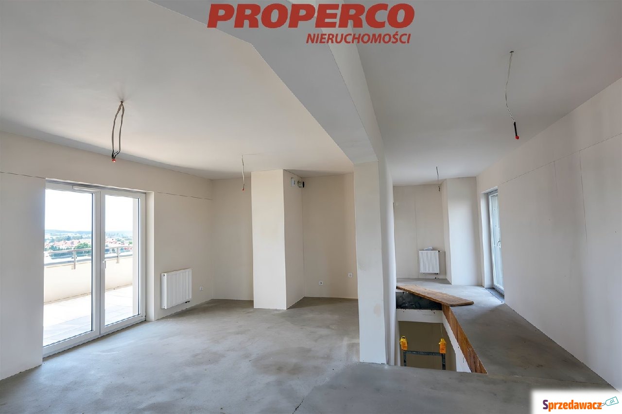 Apartament 131,03, 6 pokoi, Bo...