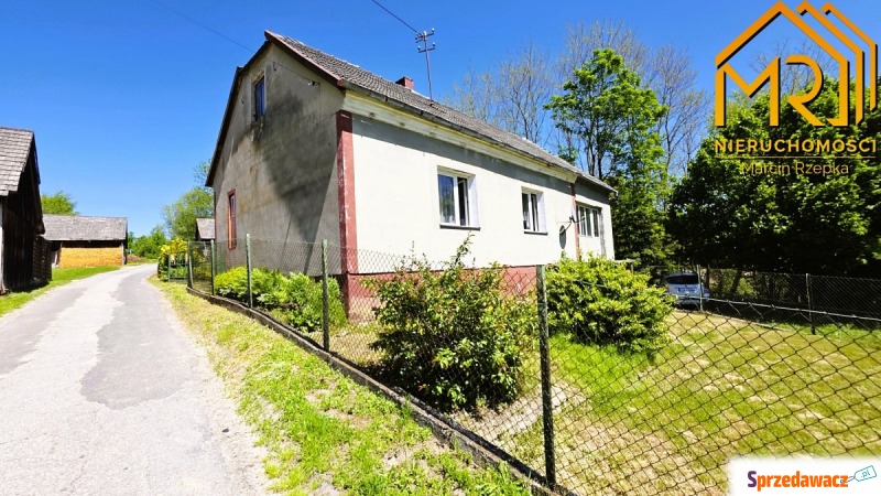 Sprzedam dom Bistuszowa -  jednopiętrowy,  pow.  70 m2,  działka:   3500 m2