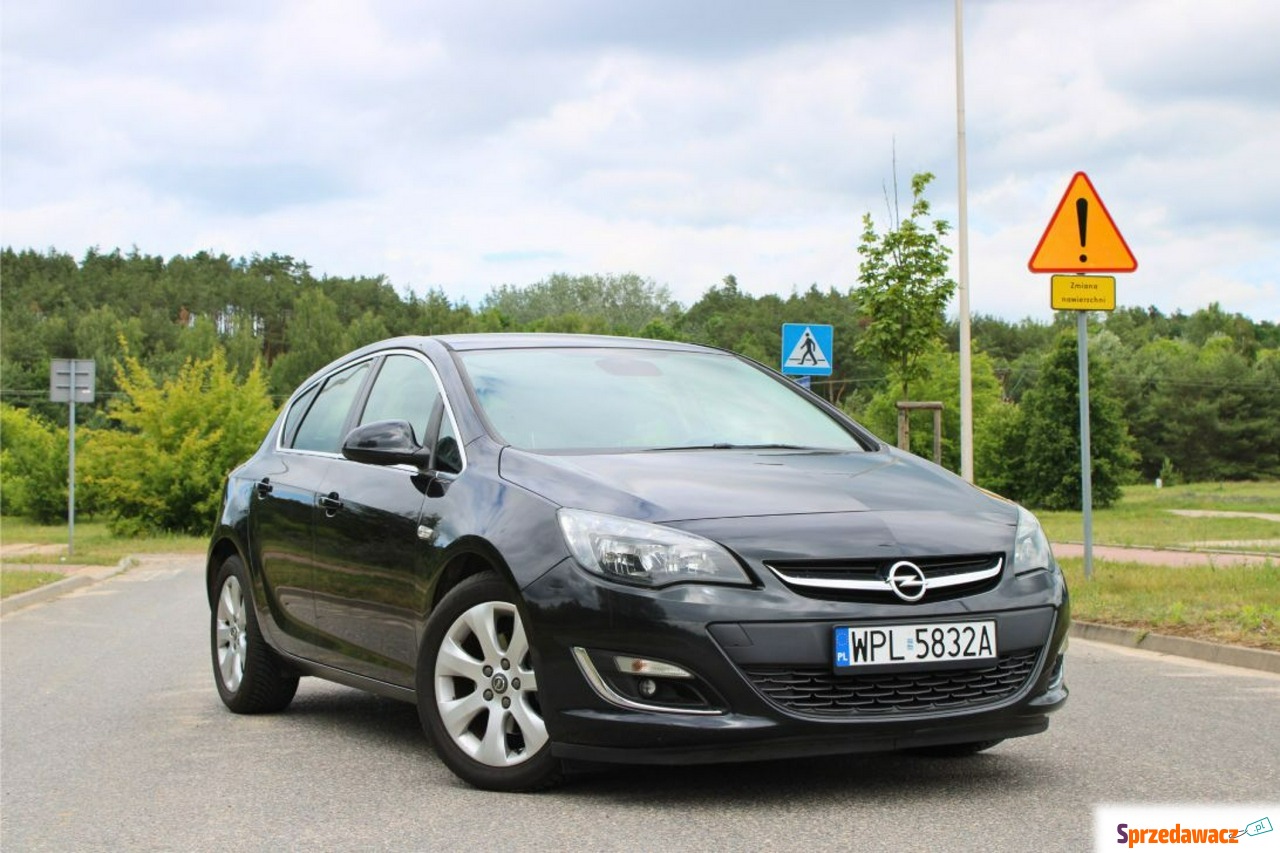 Opel Astra 2013