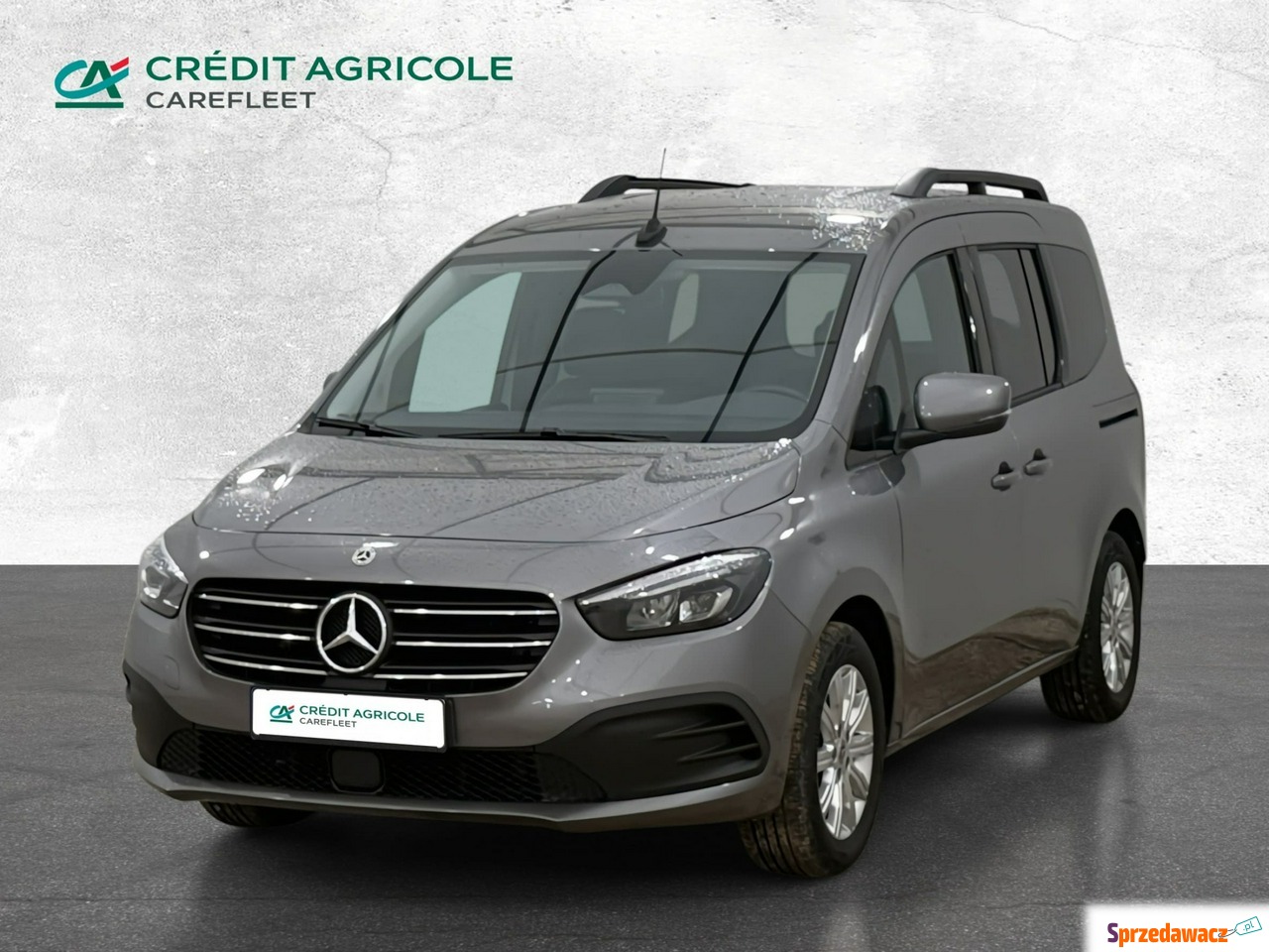 Mercedes - Benz 2025