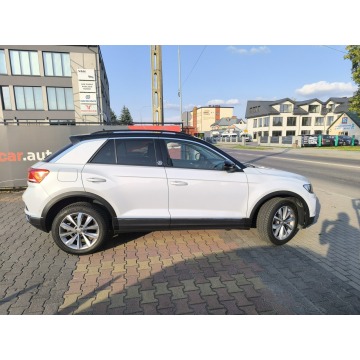 Volkswagen T-Roc  SUV 2018,  1.0 benzyna - Na sprzedaż za 56 900 zł - Łuków - zdjęcie 3