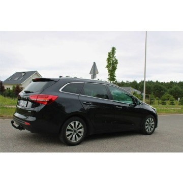 Kia Ceed  Kombi 2017,  1.6 diesel - Na sprzedaż za 34 900 zł - Borowiczki-Pieńki - zdjęcie 9