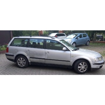 Volkswagen Passat  Kombi 1996,  1.9 diesel - Na sprzedaż za 2 650,00 zł - Kielce - zdjęcie 2