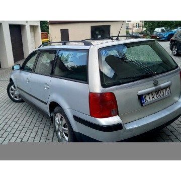 Volkswagen Passat  Kombi 1996,  1.9 diesel - Na sprzedaż za 2 650,00 zł - Kielce - zdjęcie 3