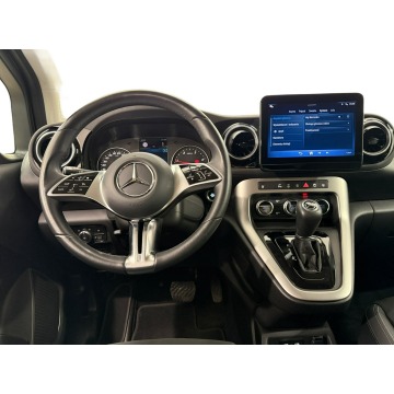 Mercedes - Benz   Minivan/Van 2025,  1.5 diesel, automat - Na sprzedaż za 131 900 zł - Warszawa - zdjęcie 9