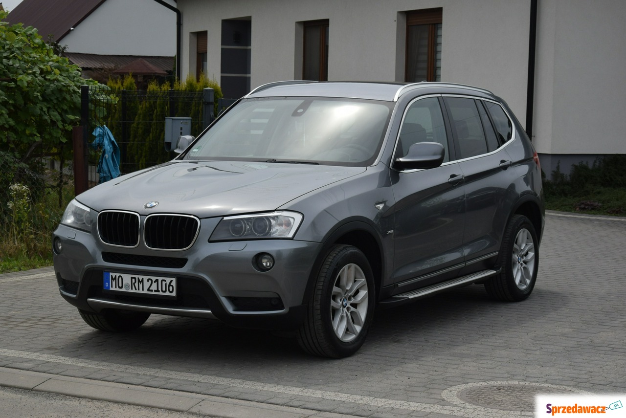 BMW X3 2011