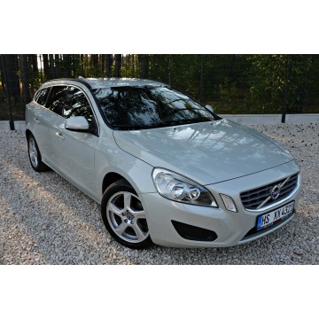Volvo V60 - 2.0 D3 163KM Opłacony! Skóra! Navi! Auto Dla Ciebie!!