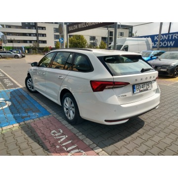 Skoda Octavia  Kombi 2024,  1.5 benzyna - Na sprzedaż za 89 900 zł - Tychy - zdjęcie 5