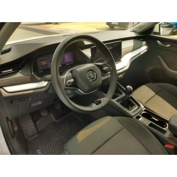 Skoda Octavia  Kombi 2024,  1.5 benzyna - Na sprzedaż za 89 900 zł - Tychy - zdjęcie 8