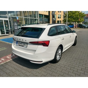 Skoda Octavia  Kombi 2024,  1.5 benzyna - Na sprzedaż za 89 900 zł - Tychy - zdjęcie 7
