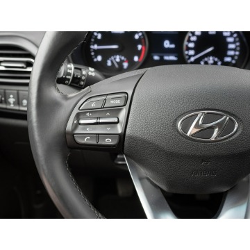 Hyundai i30  Hatchback 2021,  1.5 benzyna - Na sprzedaż za 51 850 zł - Gdynia - zdjęcie 11