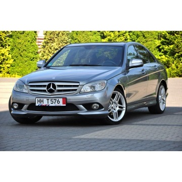 Mercedes C 220 - 2,2 D 170KM Avantgarde Xenon Skóry Navi H&K Alufelgi PDC Super Stan !!