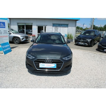 Audi A4  Kombi 2021,  2.0 benzyna, automat - Na sprzedaż za 80 900 zł - Warszawa - zdjęcie 3