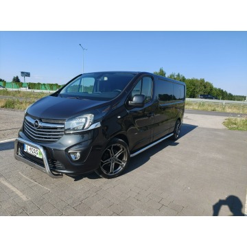 Bardzo ładny Opel Vivaro 2015