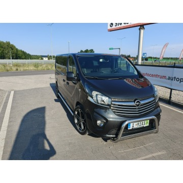 Opel Vivaro 2015,  1.6 diesel - Na sprzedaż za 40 900 zł - Lipówki - zdjęcie 6