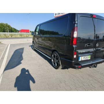 Opel Vivaro 2015,  1.6 diesel - Na sprzedaż za 40 900 zł - Lipówki - zdjęcie 11