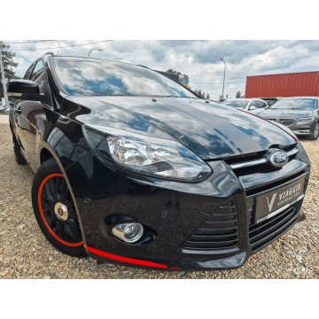 Ford Focus  Kombi 2013,  1.6 benzyna - Na sprzedaż za 24 899 zł - Tychy - zdjęcie 2