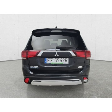 Mitsubishi Outlander  SUV 2020,  2.4 hybryda, automat - Na sprzedaż za 78 720 zł - Komorniki - zdjęcie 4