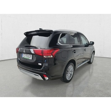 Mitsubishi Outlander  SUV 2020,  2.4 hybryda, automat - Na sprzedaż za 78 720 zł - Komorniki - zdjęcie 5