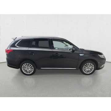 Mitsubishi Outlander  SUV 2020,  2.4 hybryda, automat - Na sprzedaż za 78 720 zł - Komorniki - zdjęcie 7