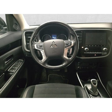 Mitsubishi Outlander  SUV 2020,  2.4 hybryda, automat - Na sprzedaż za 78 720 zł - Komorniki - zdjęcie 11