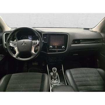 Mitsubishi Outlander  SUV 2020,  2.4 hybryda, automat - Na sprzedaż za 78 720 zł - Komorniki - zdjęcie 8