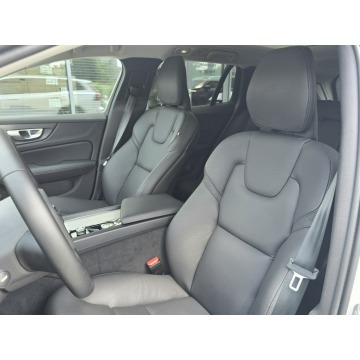 Volvo V60  Kombi 2025,  2.0 benzyna, automat - Na sprzedaż za 165 900 zł - Tychy - zdjęcie 5