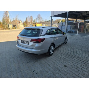Opel Astra  Kombi 2019,  1.6 diesel - Na sprzedaż za 29 999 zł - Limanowa - zdjęcie 11
